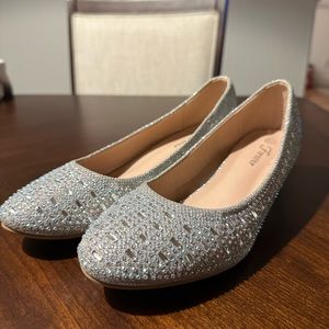 Silver & Sparkly Women’s Low Wedge Heel Size 8.5